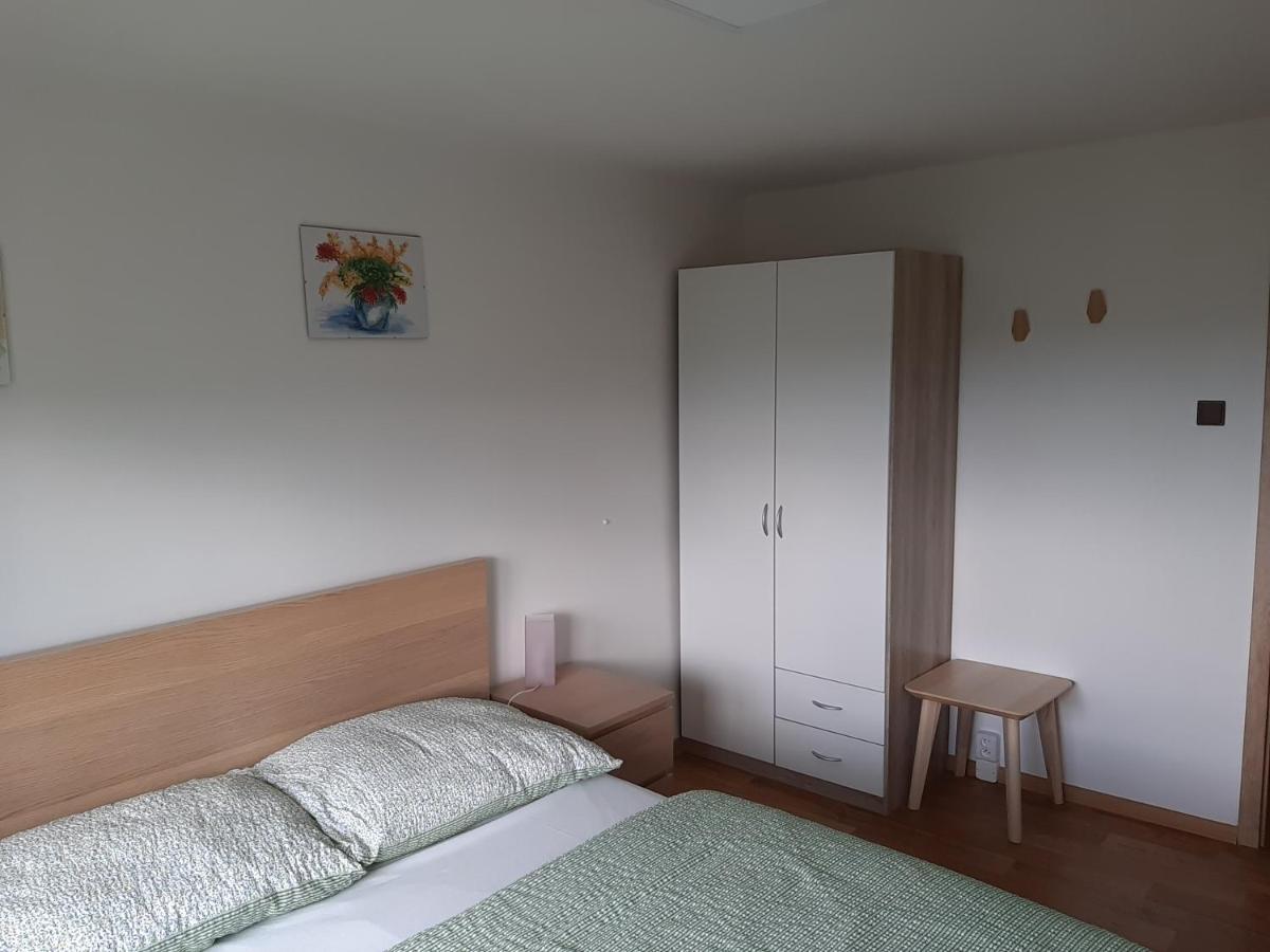 Naproti Klinovci Villa Jachymov Bagian luar foto